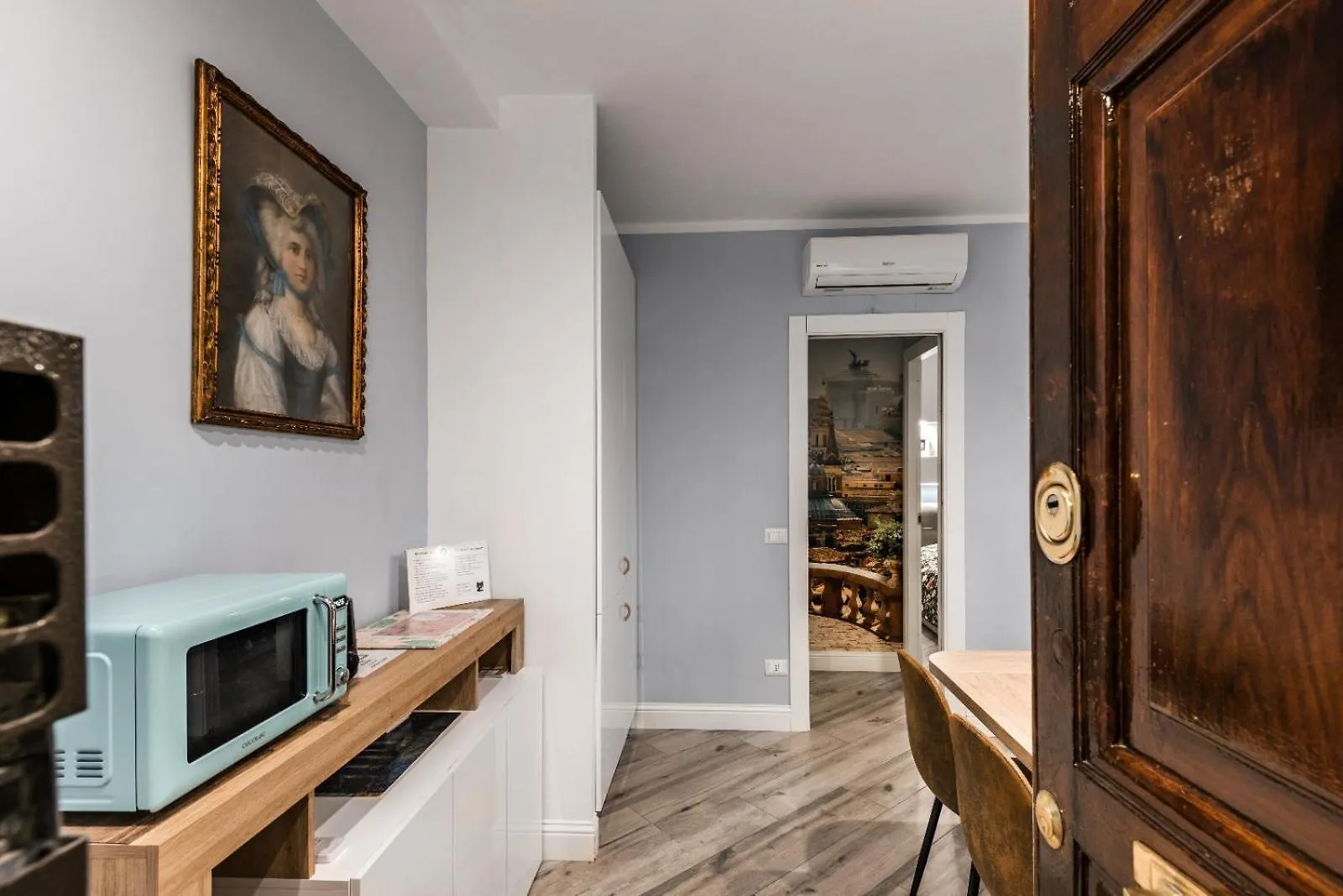 Alloggio Metro A Re Di Roma - Lady In Blue Apartment Rome